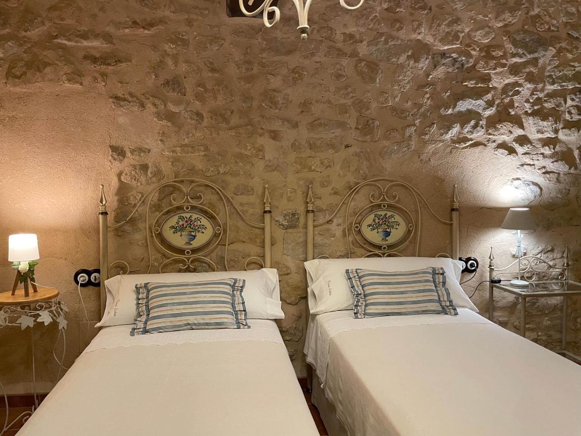 Casa Lidia - Antigua Posada Real Valderrobres Eksteriør bilde